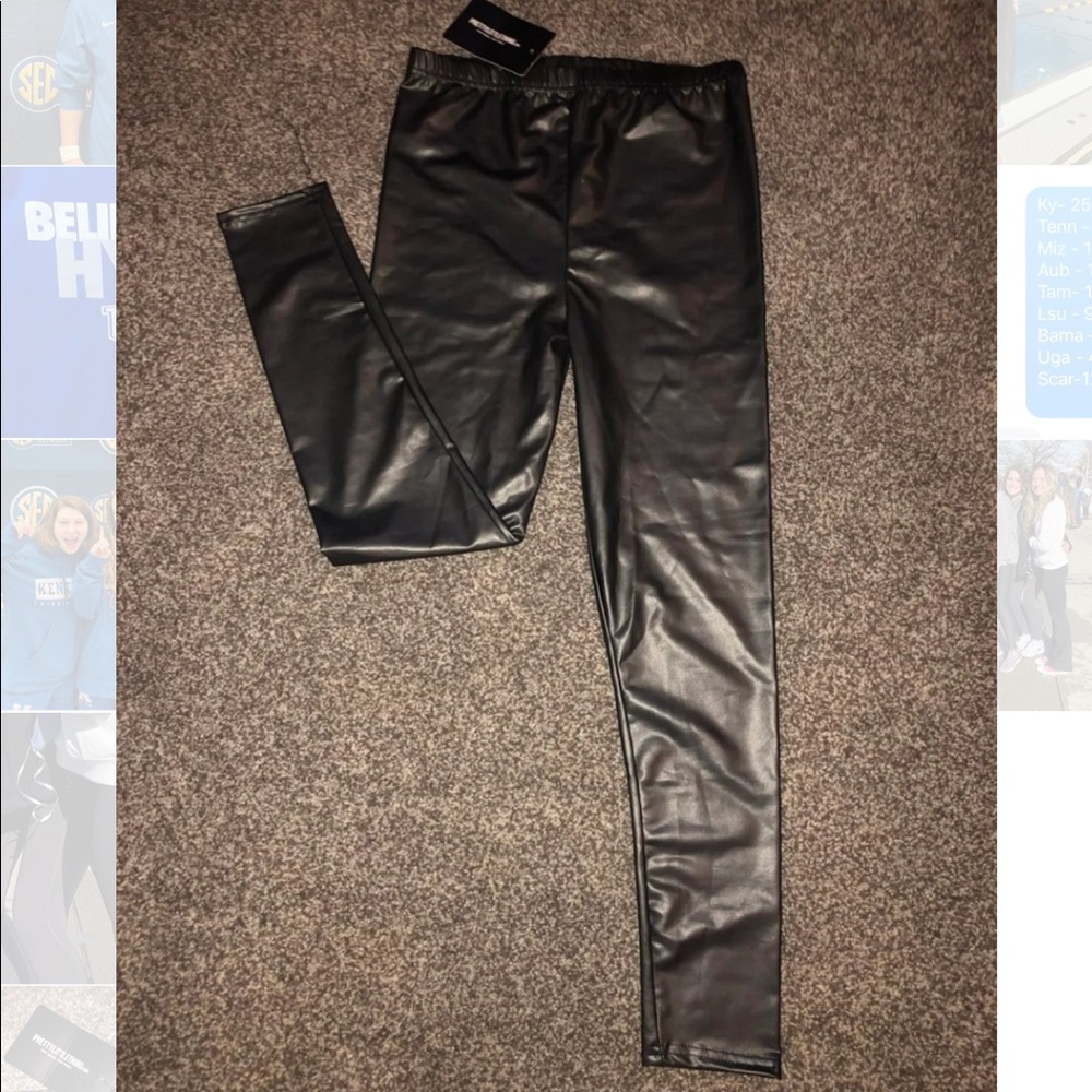 PrettyLittleThing Leggings S